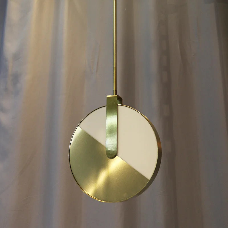 lámpara creativa giratoria diseño italiano nórdico zen