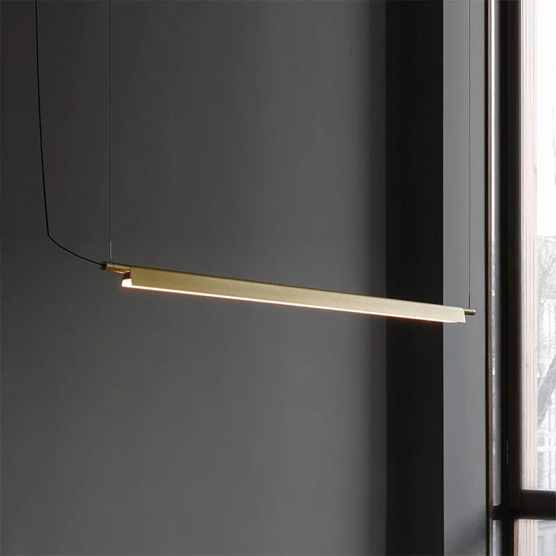 Lámpara de techo LED elegante y contemporánea