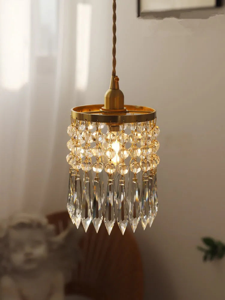 lámpara romántica de cristal francés para interior elegante y refinado