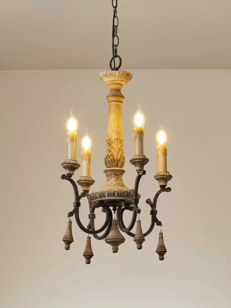 lámpara vintage de madera tallada para una iluminación elegante en casa