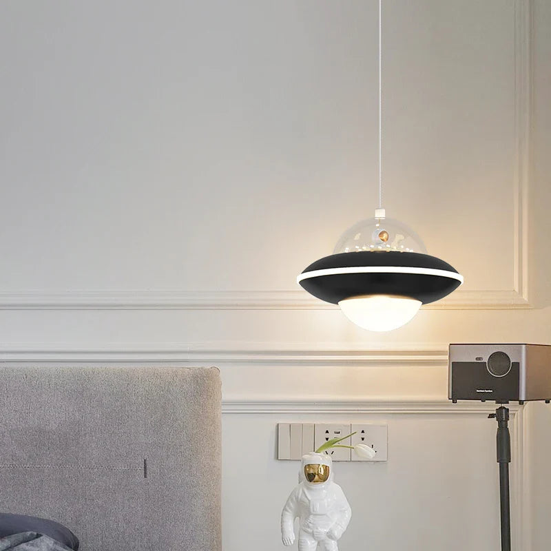 lustre nórdico moderno dibujo animado ovni para niño
