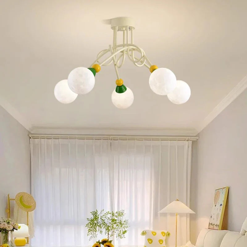lámpara colgante nórdica colorida para habitación infantil moderna y sencilla