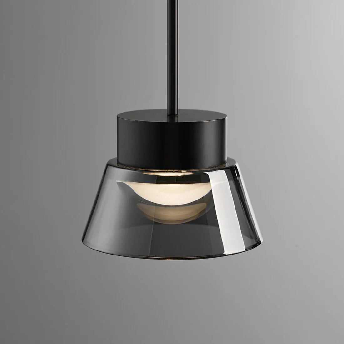 lámpara colgante minimalista en vidrio diseño nórdico con suspensión led