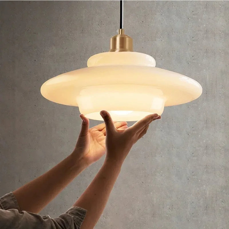 Lámpara contemporánea minimalista única