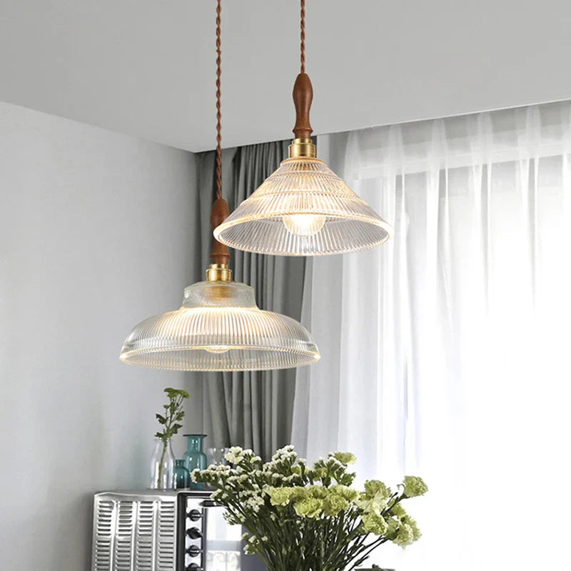 Lámpara colgante de vidrio y cobre madera