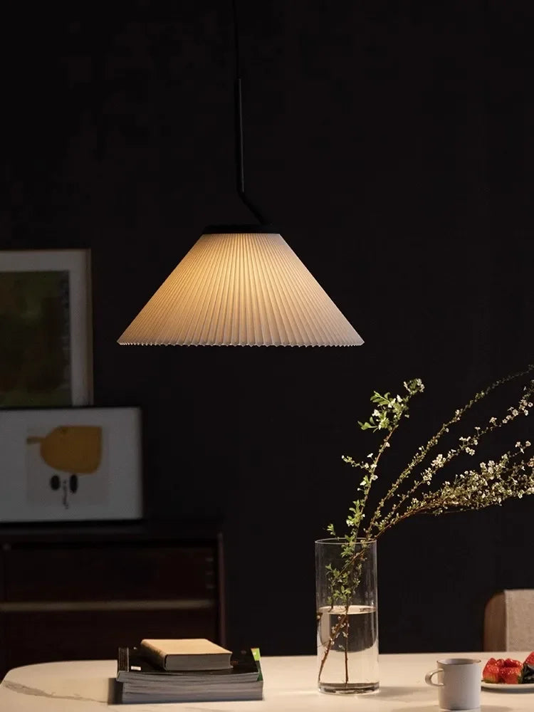Lámpara colgante nórdica elegante crema plisada