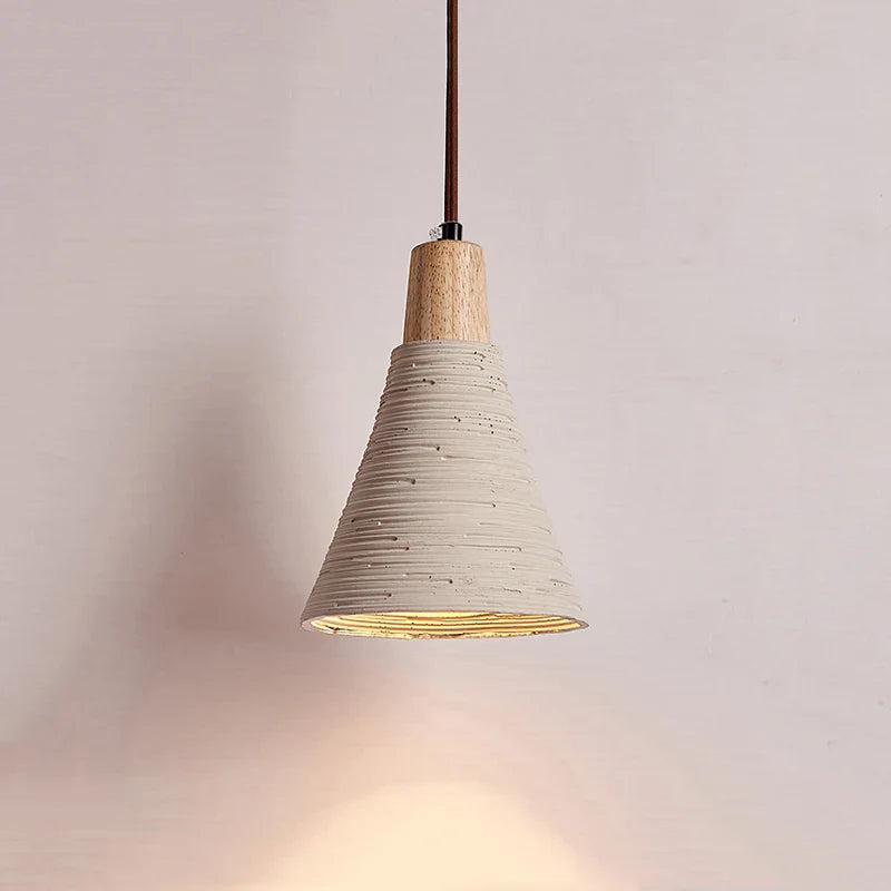 Lámpara colgante estilo japonés campana en forma de crema candelabro decorativo para bar
