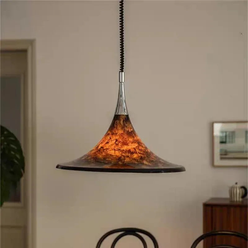 Lámpara de lava: elegancia artesanal