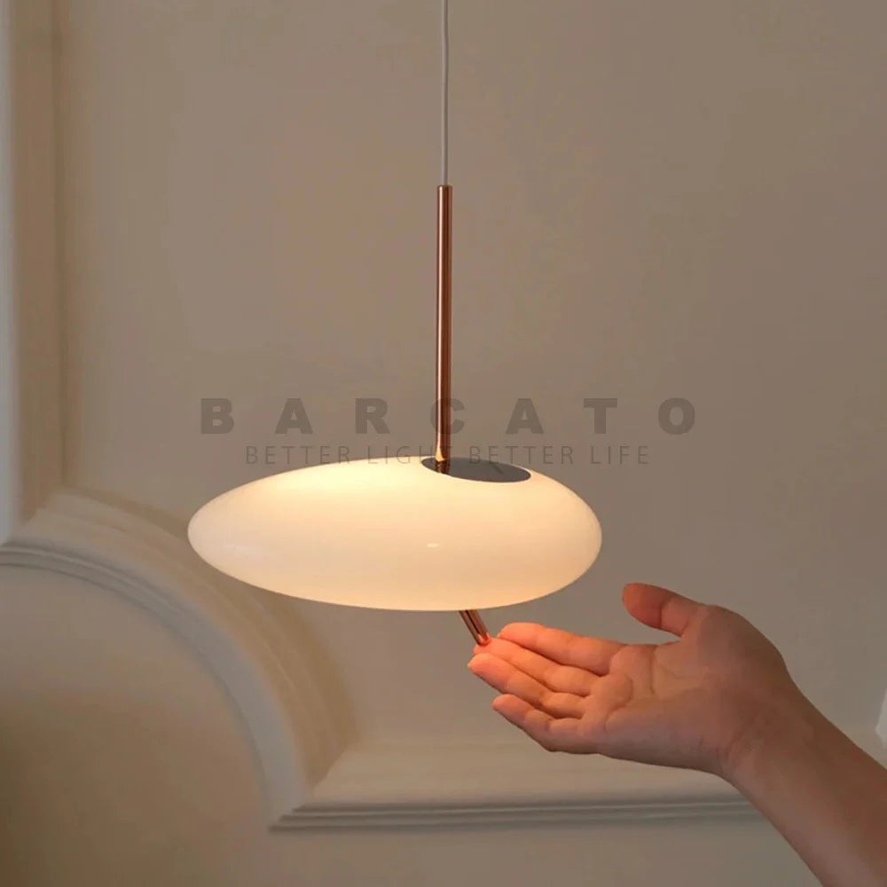Lámpara táctil moderna elegante y ajustable