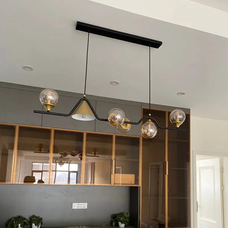 Lámpara moderna brillante para interior de diseño