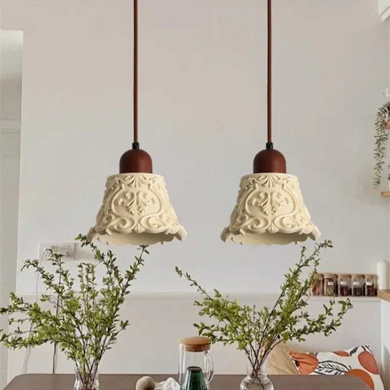 Lámpara de araña creativa antigua de resina para decoración retro