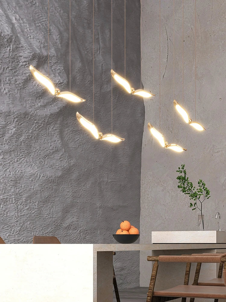 Lámpara moderna colgante para ambiente creativo y minimalista