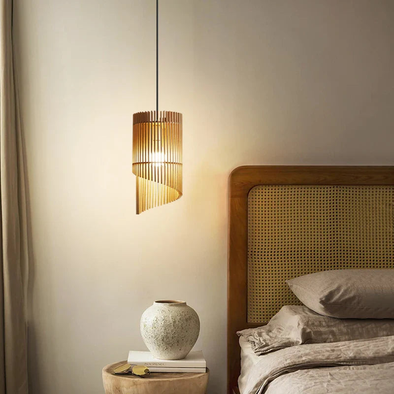 lámpara de techo wabi-sabi en madera con iluminación led colgante