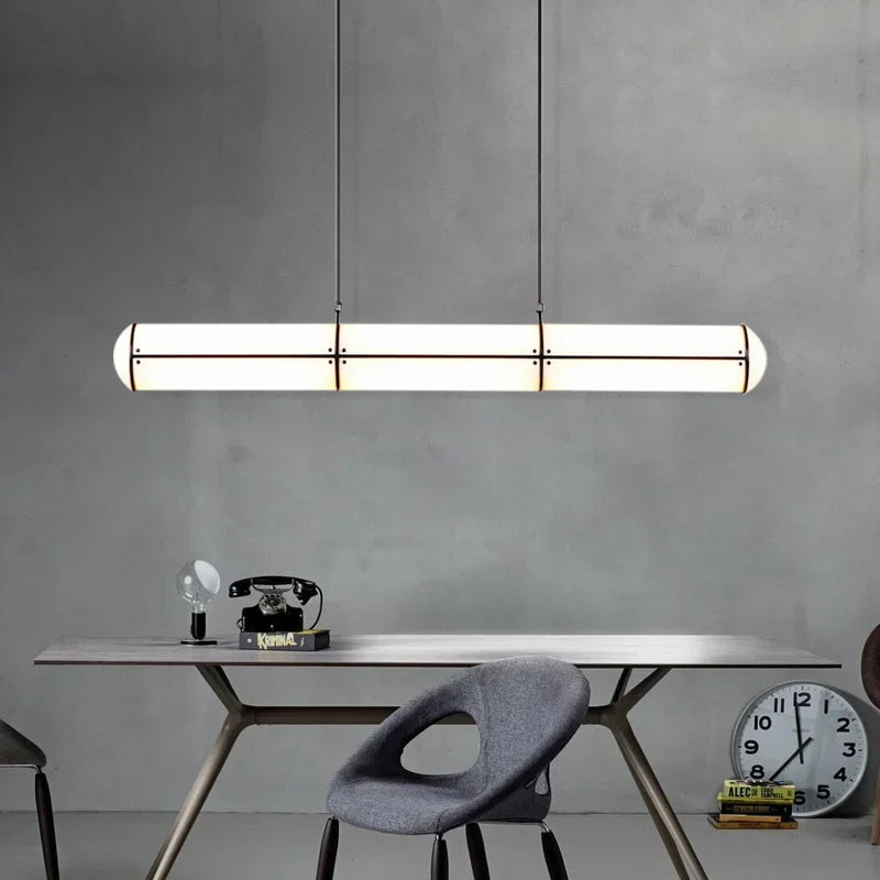 lámpara retro minimalista diseño italiano con lámparas colgantes acrílicas