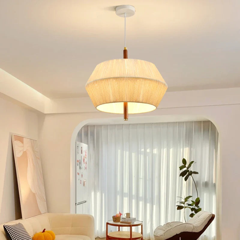 lámpara vintage de madera y cuerda de cáñamo para decoración interior
