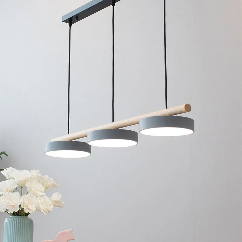 Lámpara de diseño nórdico de madera clara