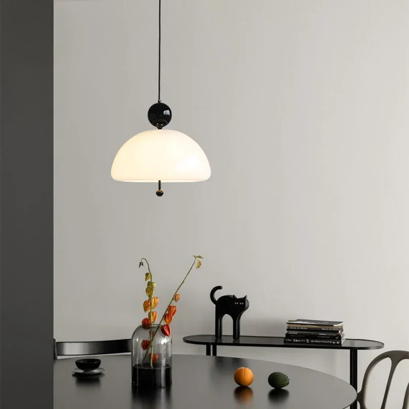lámpara moderna simple y personalizada para interior elegante
