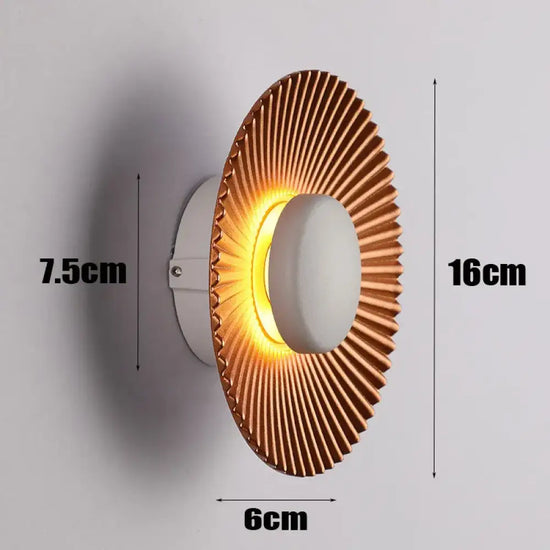 Applique Murale Led Design Minimaliste Élégante. Or / Blanc Chaud (2700K) Chambre