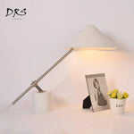 Lampe Led De Bureau Design Triangle Luminaire Chambre